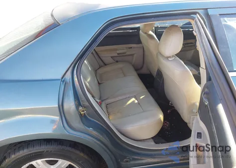 2006 Chrysler 300 Touring из США, поврежденный, VIN 2C3KA53G16H228416